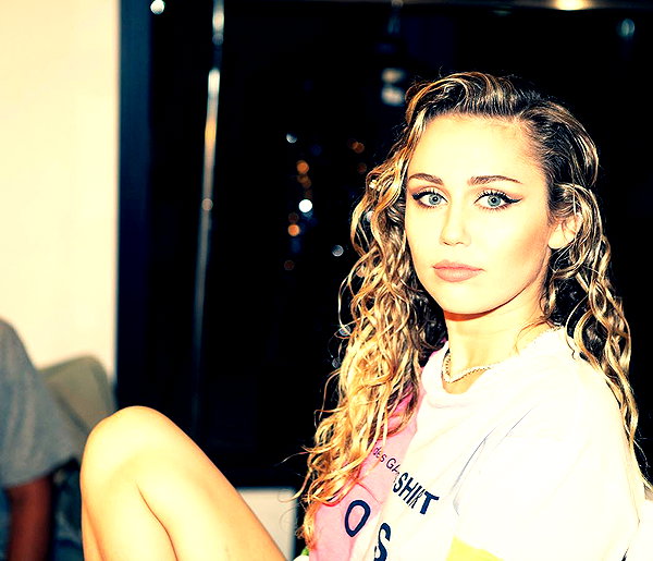 mileycyrus instagram image archive image