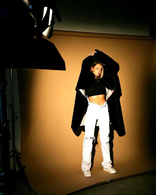 kkwwwv instagram image archive image