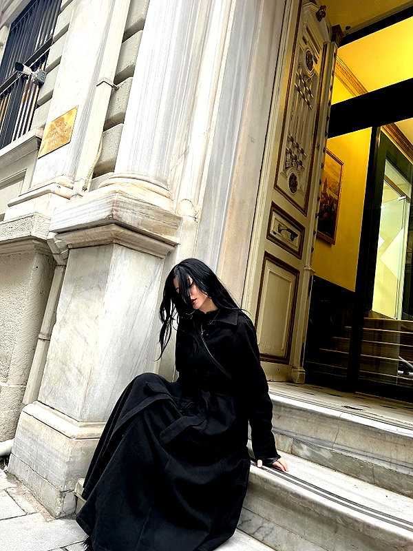madamist_ instagram image archive image