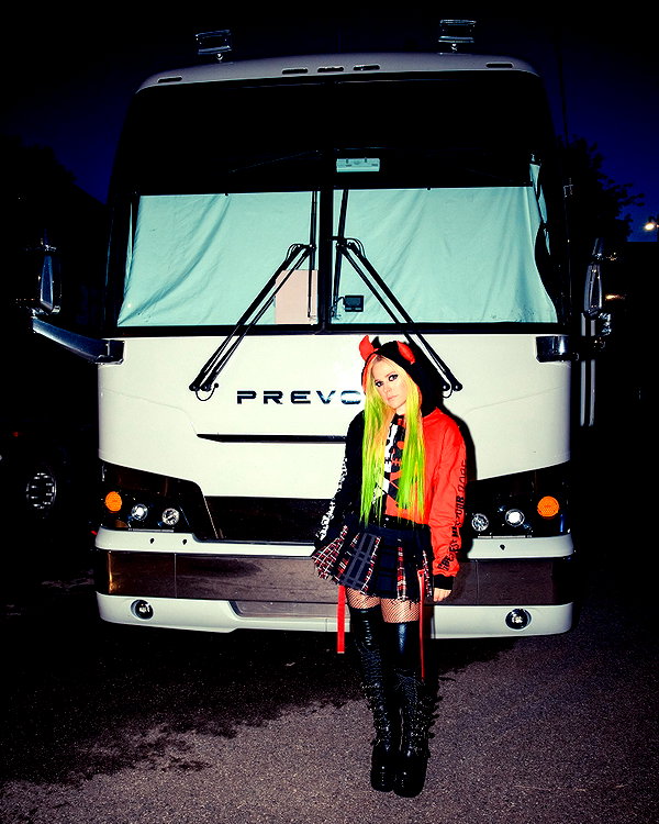 avrillavigne instagram image archive image