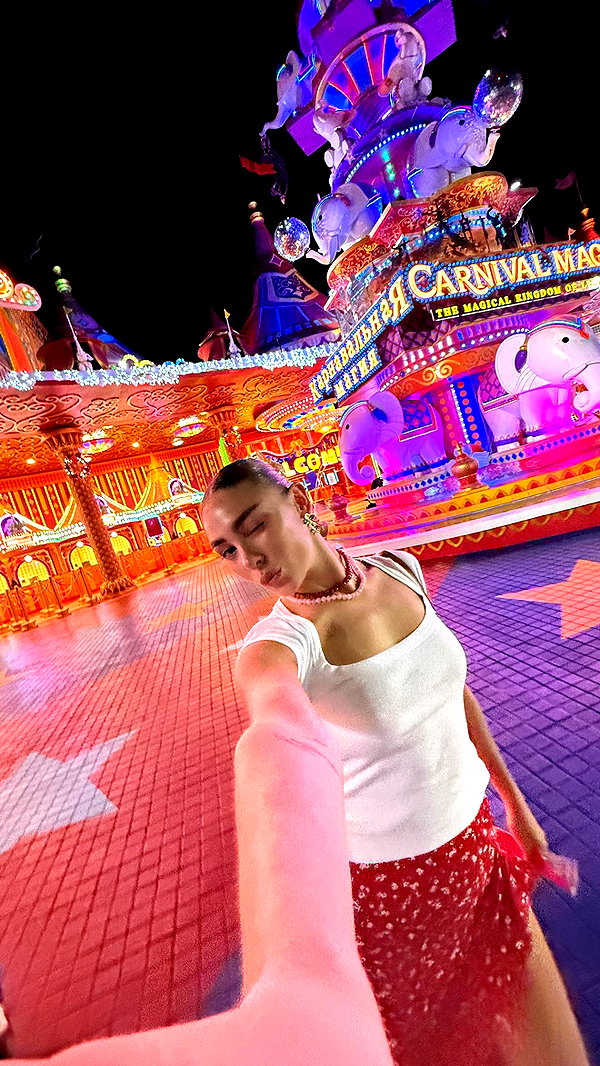 maya.keyy instagram image archive image