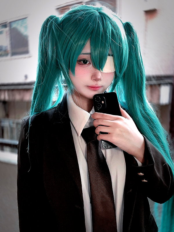 purinn_cos instagram image archive image