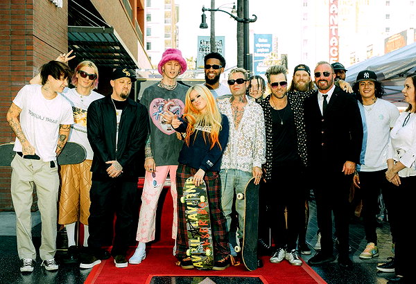 avrillavigne instagram image archive image