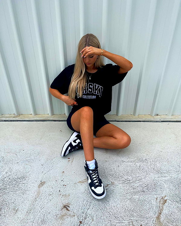 sophadophaa_ instagram image archive image