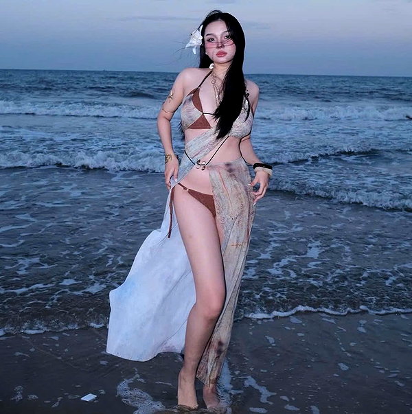 lyhythuedoxinh instagram image archive image