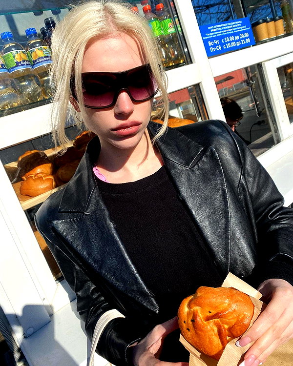 alien.hanna instagram image archive image