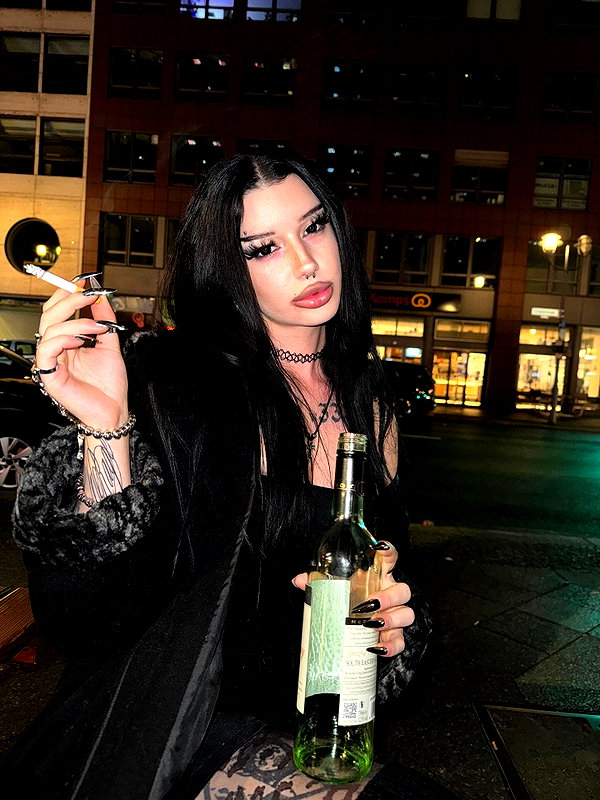 shawtysuzi instagram image archive image