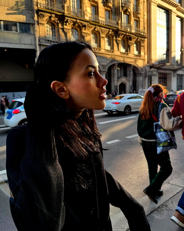 leonanaomii instagram image archive image