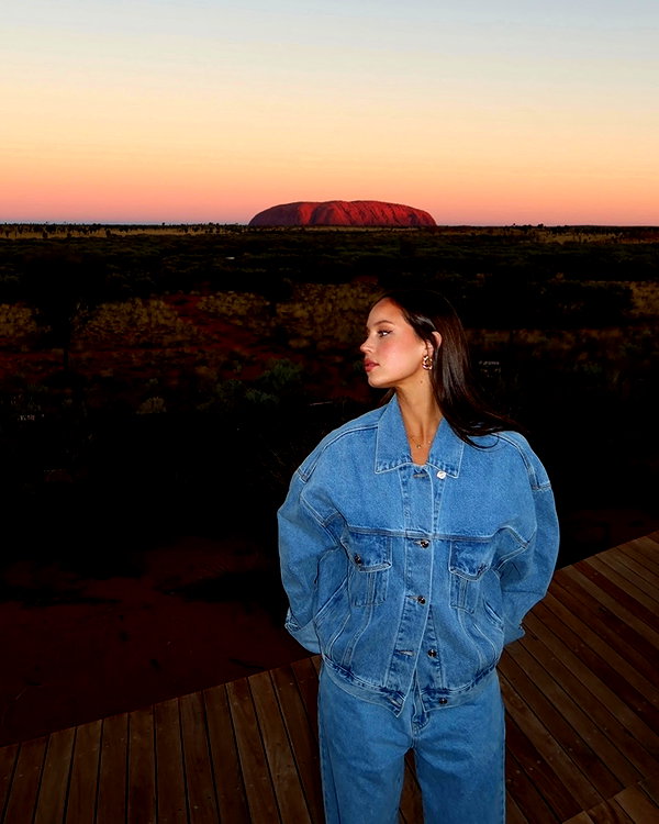 olivia.mathers instagram image archive image