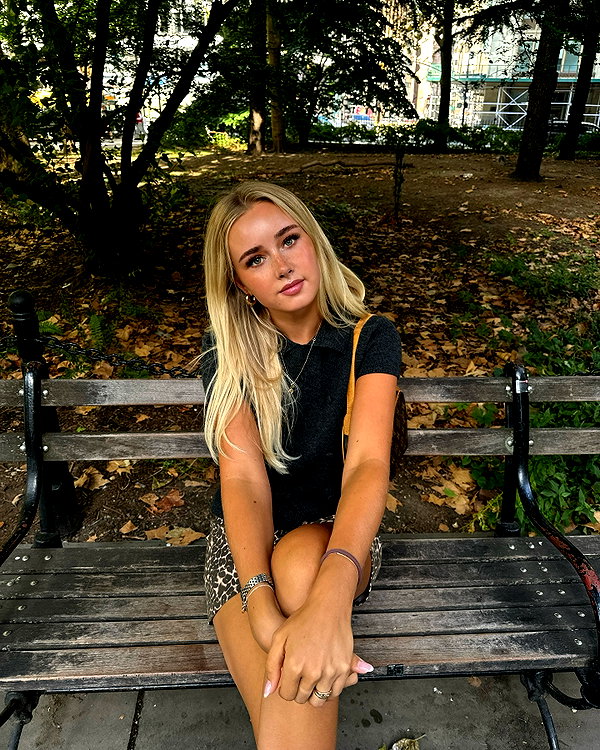lilih instagram image archive image