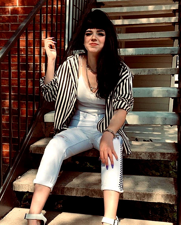 yeahimcaroline instagram image archive image