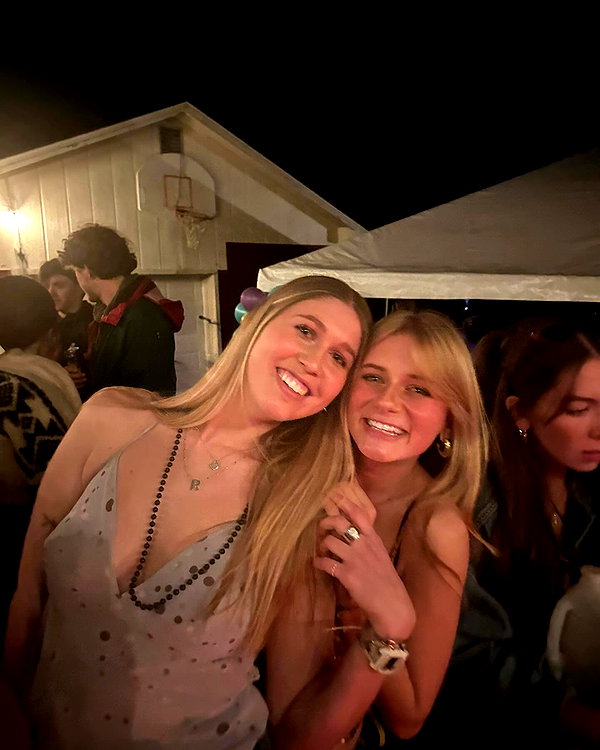 lila.clarkson instagram image archive image