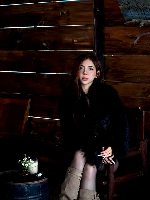lyhythuedoxinh instagram image archive image