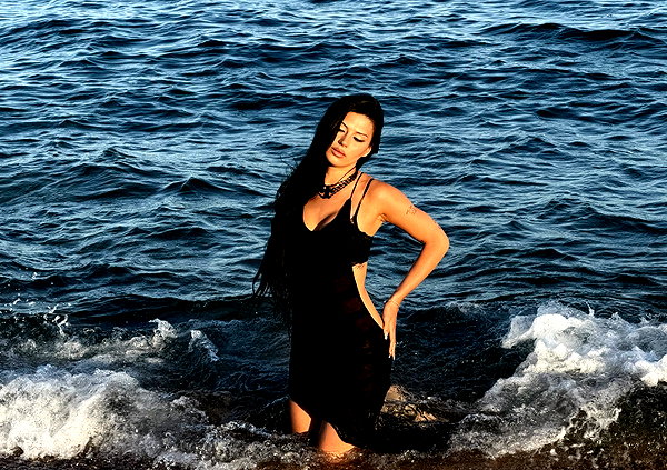 karolinaawasik instagram image archive image