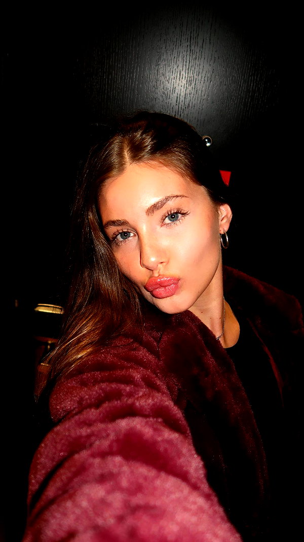 daniella_zeldis instagram image archive image