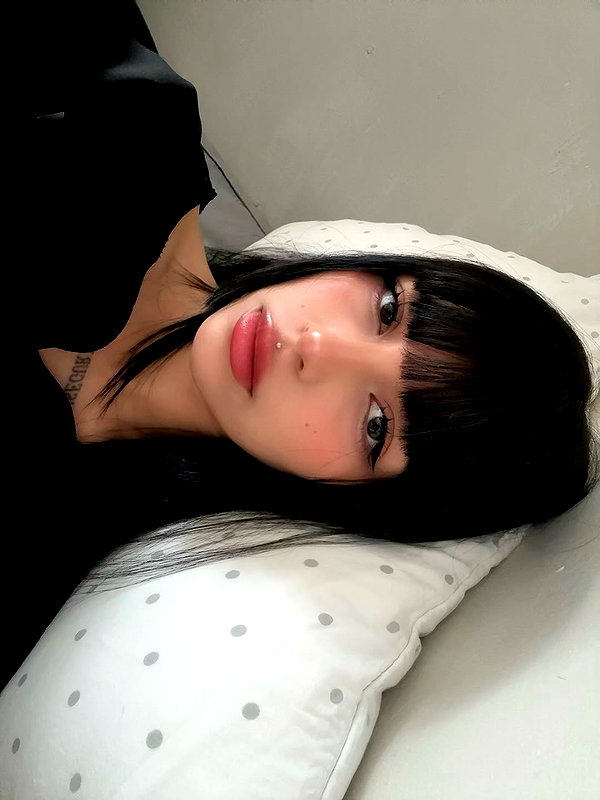 connie.01j instagram image archive image