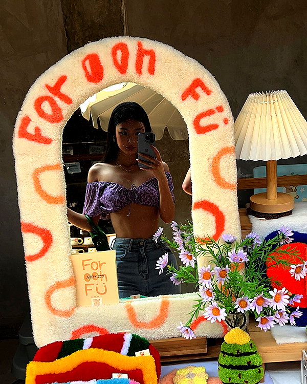 ll.lu1s instagram image archive image