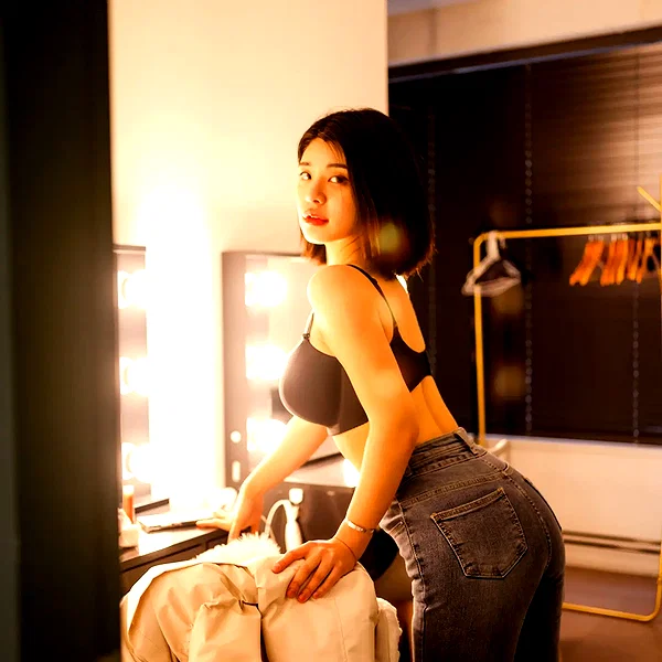 ro_bbin123 instagram image archive image