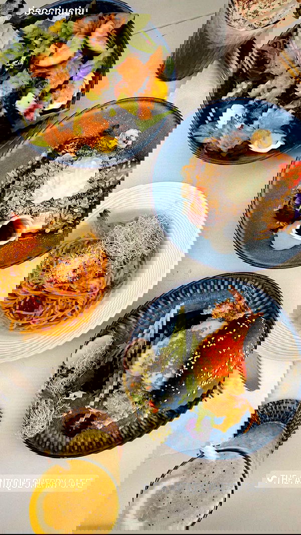 giangg._ giangg._ archive image