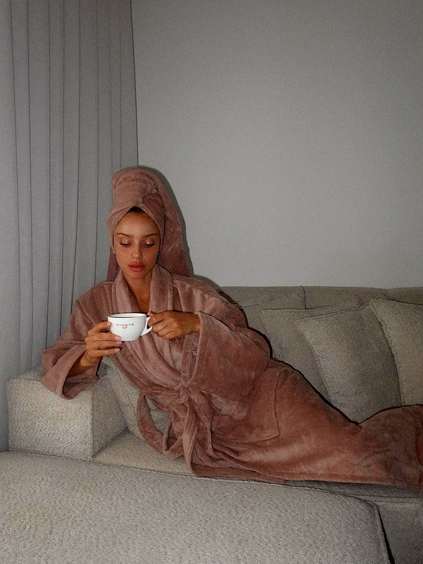 neta_alchimister instagram image archive image