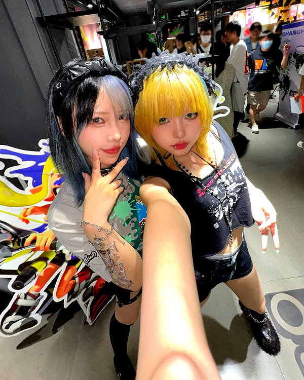 rakukoo instagram image archive image