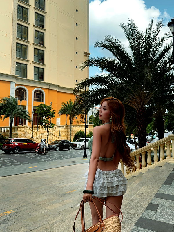 lyhythuedoxinh instagram image archive image