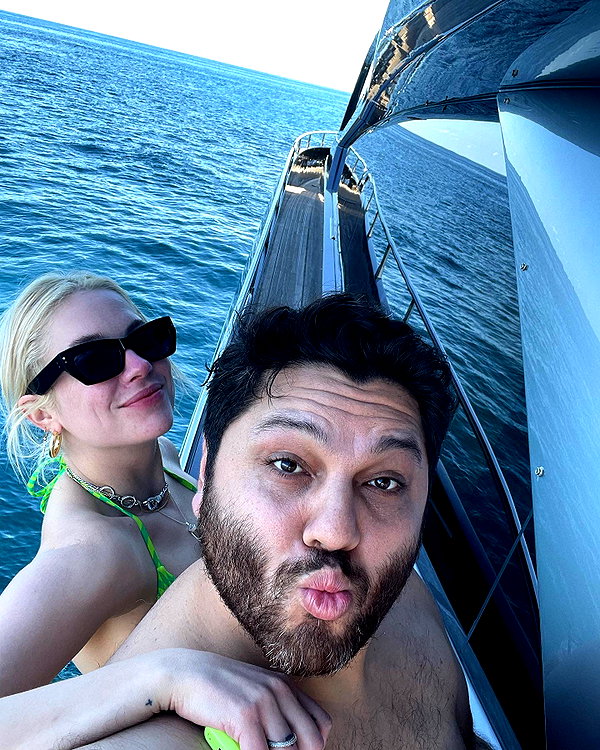 ashleybenson instagram image archive image