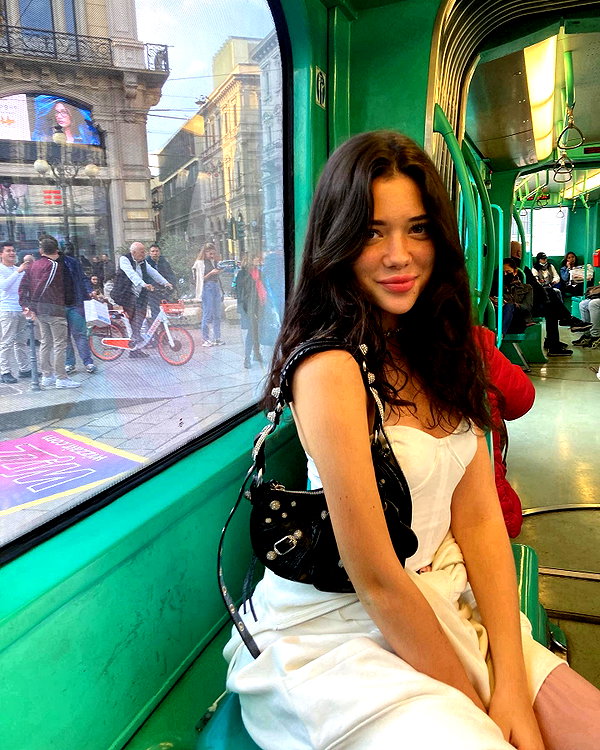 vanessa.rhd instagram image archive image
