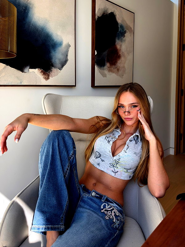 kyla.doddsss instagram image archive image