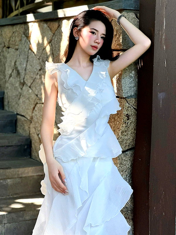 lyhythuedoxinh instagram image archive image