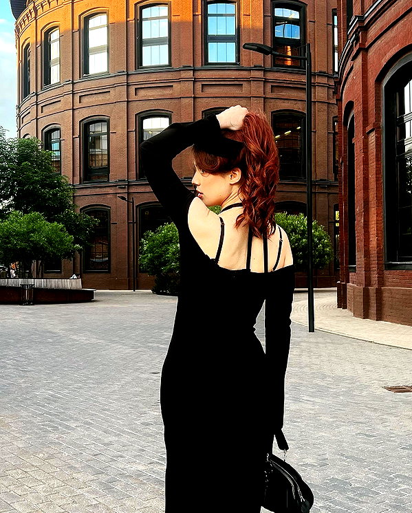 anna.utka22 instagram image archive image