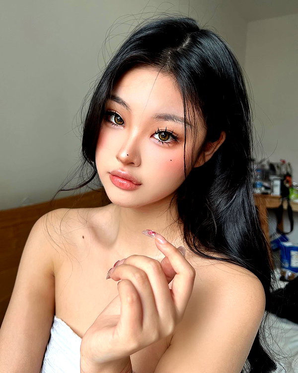 ll.lu1s instagram image archive image