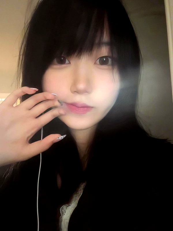 yuyuslivestreamdiary instagram image archive image
