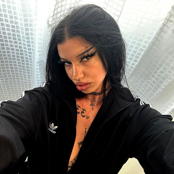 shawtysuzi instagram image archive image