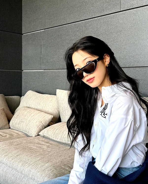 zuhazana instagram image archive image