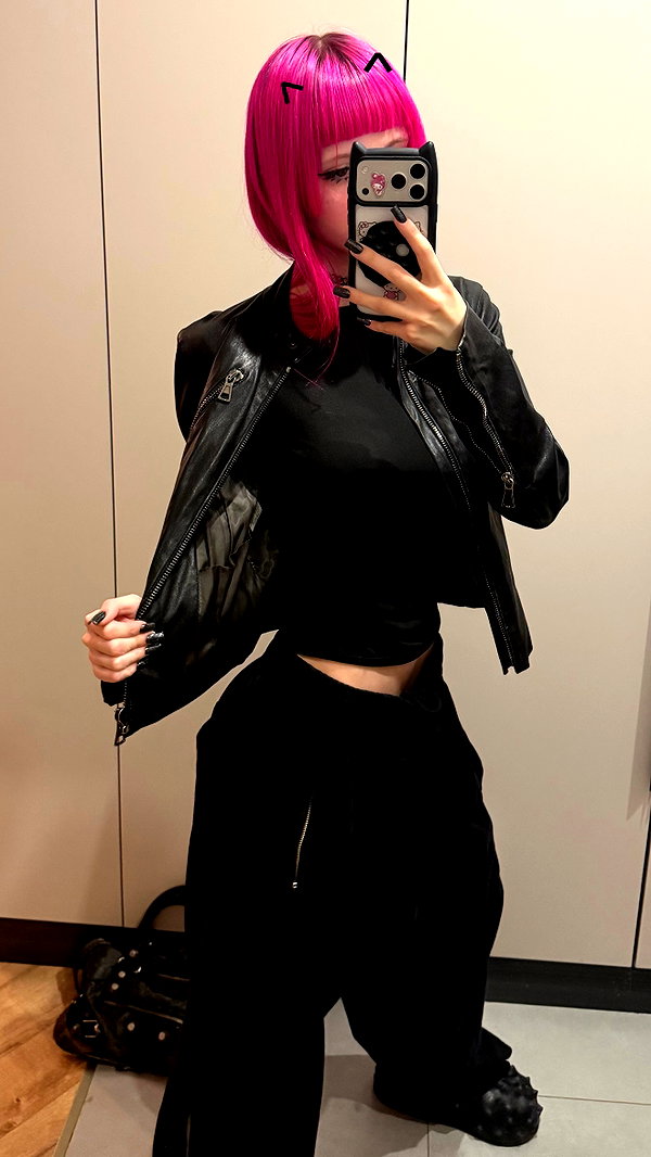 miss_baby007 instagram image archive image