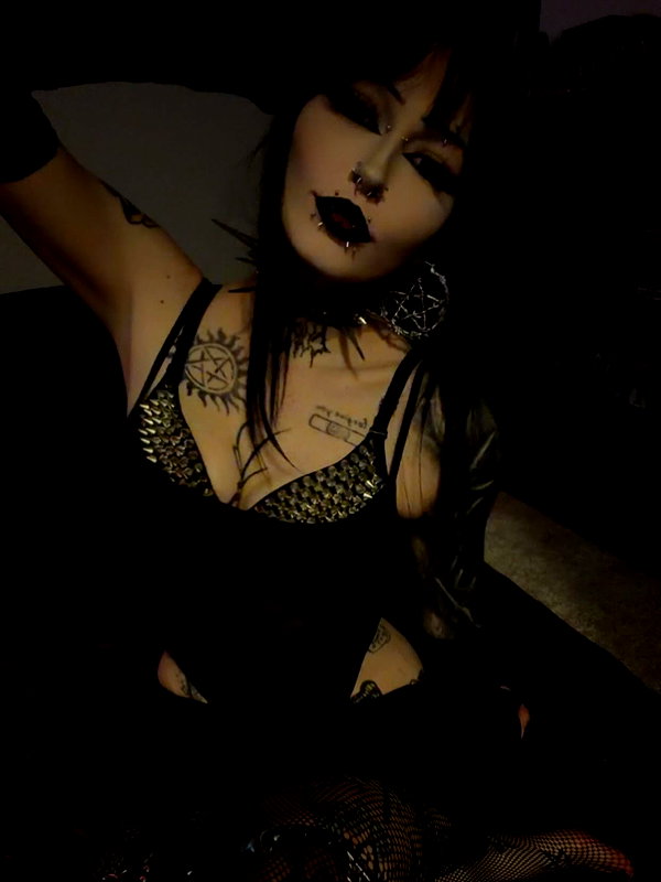 machine_mommy instagram image archive image