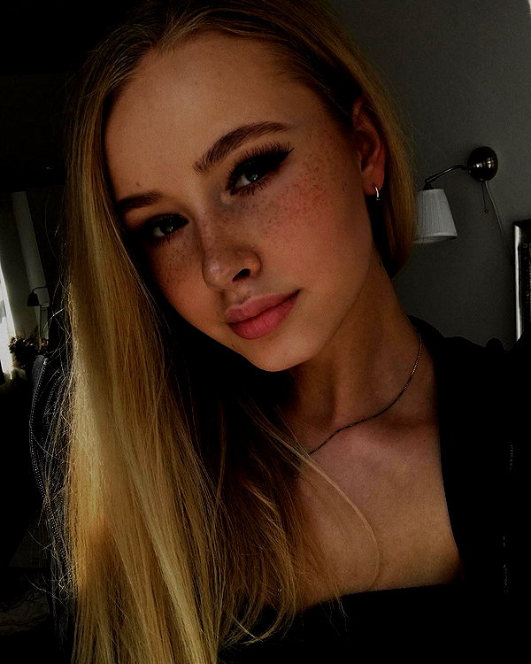 lilih instagram image archive image