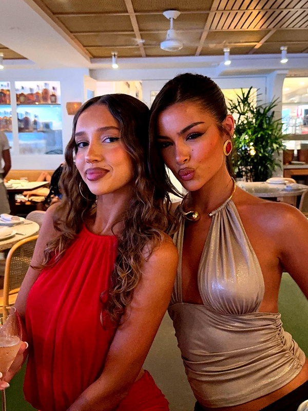 oliviaphillipps instagram image archive image