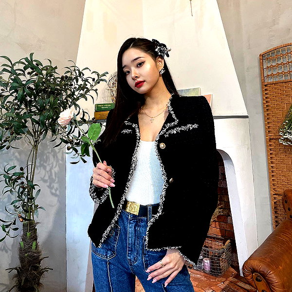 dear.zia instagram image archive image