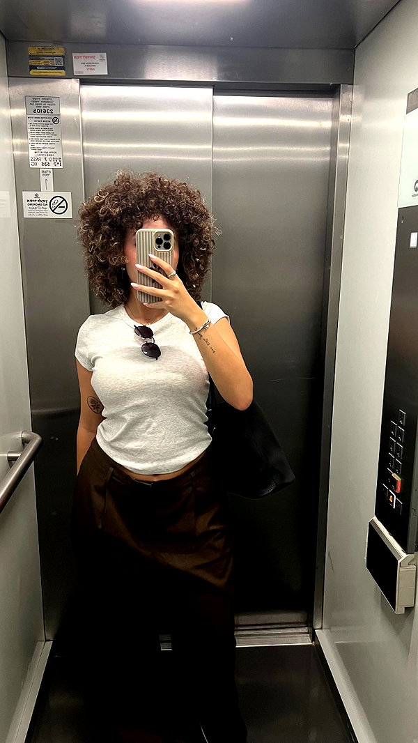 sonia.v._ instagram image archive image