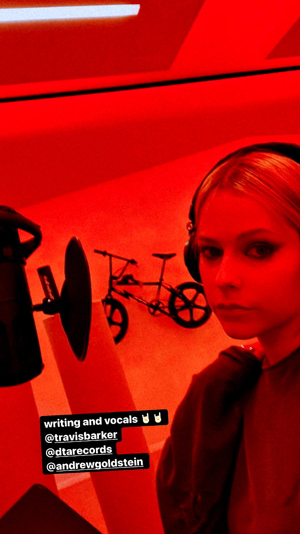 avrillavigne instagram image archive image