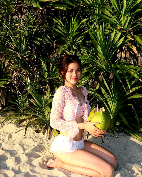 lyhythuedoxinh instagram image archive image