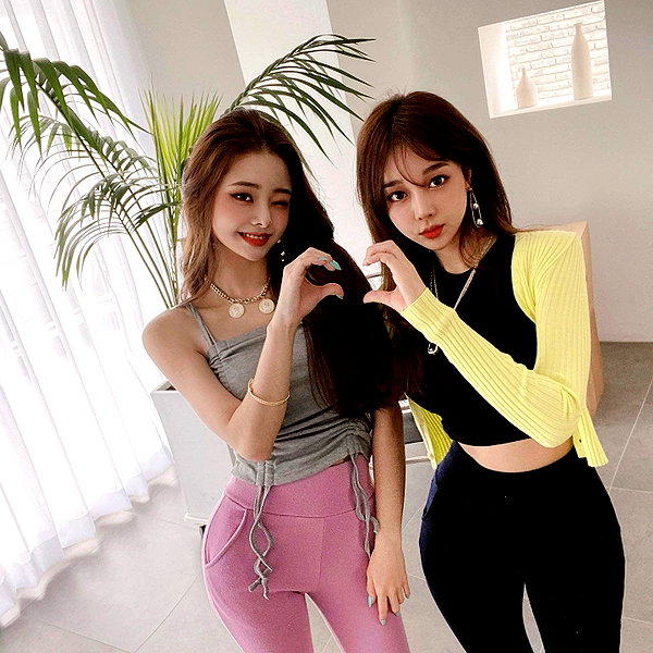 dear.zia instagram image archive image