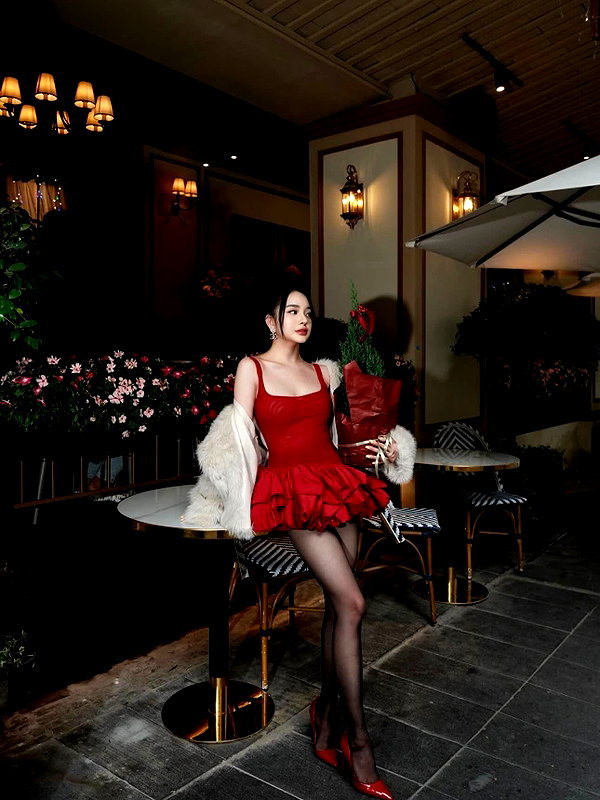lyhythuedoxinh instagram image archive image