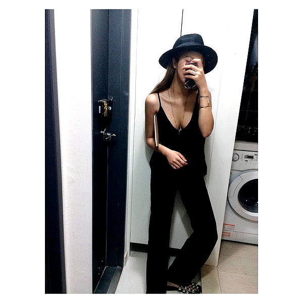 Archived image from @heroineseen on Instagram