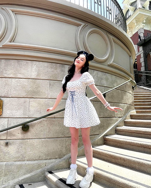 1uvgabi instagram image archive image
