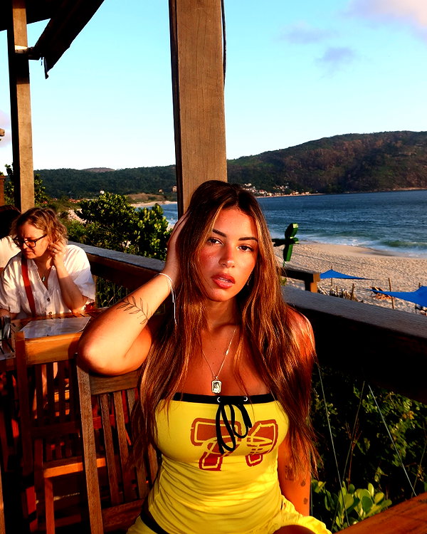 gabimfmoura instagram image archive image