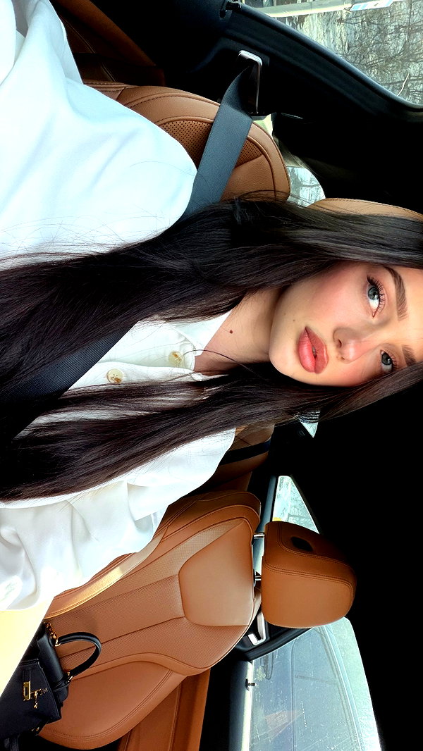 alexxndrraa archive image