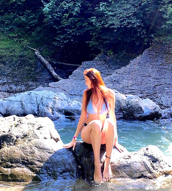 liiin.sun instagram image archive image
